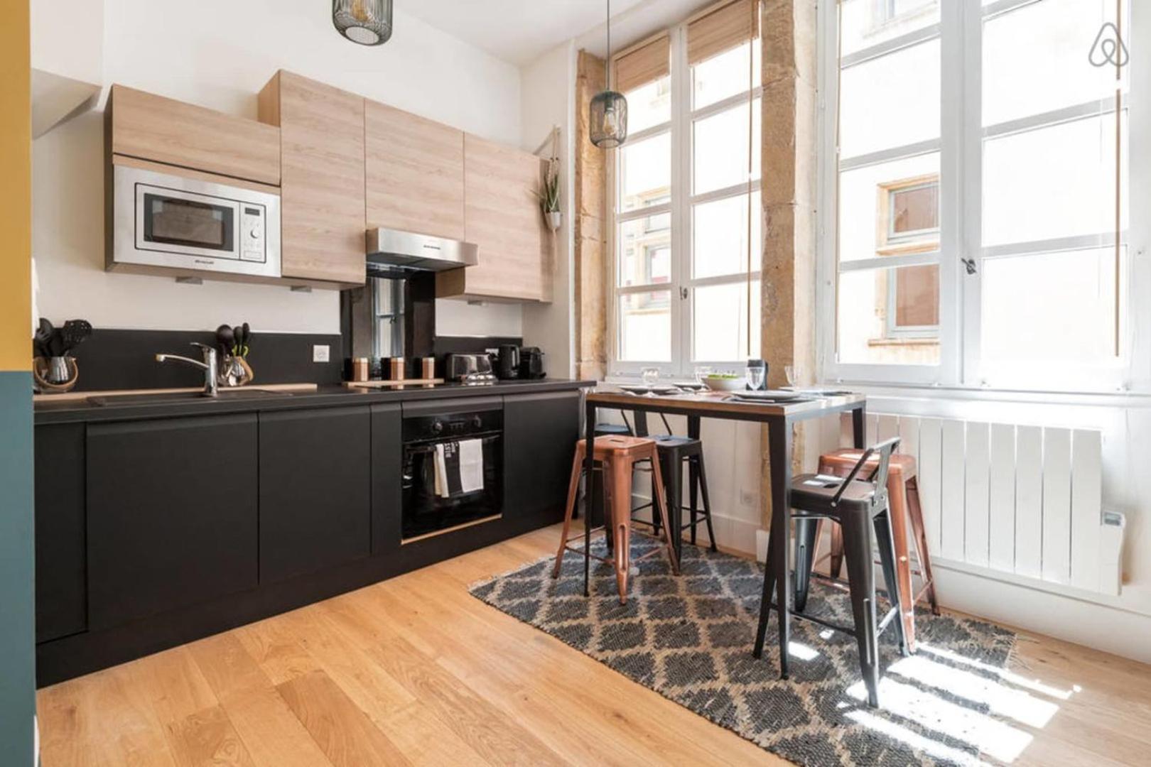 Guestready - Bohemian And Chic Studio Vieux Лион Экстерьер фото